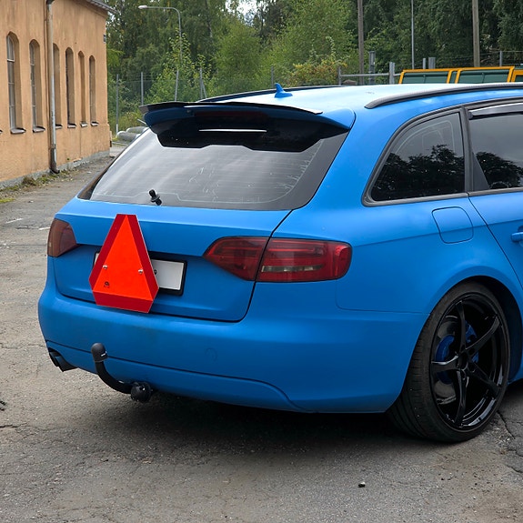 Audi A4 7 of 23