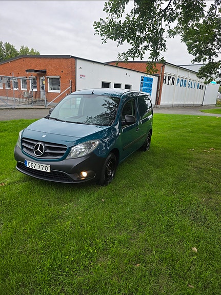 Mercedes-Benz Citan 109 2 of 9