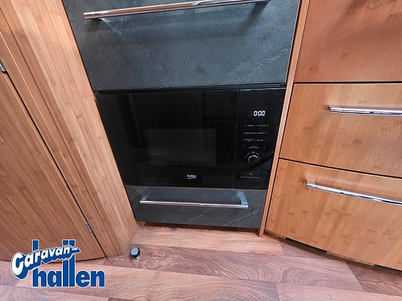 Dethleffs Premium Liner (Elverk/E&P hydrauliskastödben/Skinn/Lithium/AC/Solpanel/m 8 of 14