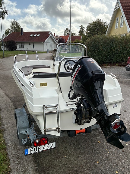 Mycket fräsch HR 442SC med 50 hk Suzuki-motor från 2017 8 of 8
