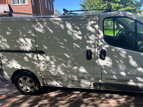 Opel Vivaro 3 of 5