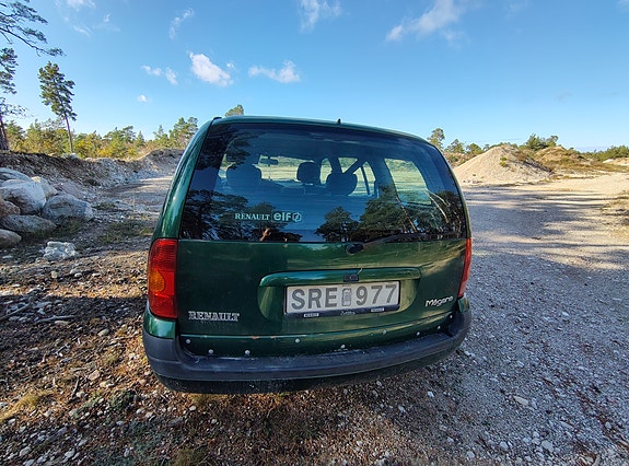 Renault Megane I 4 of 9
