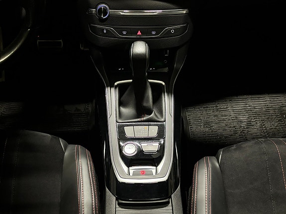 Peugeot 308 SW 15 of 26