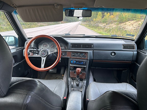 Volvo 940 4 of 5