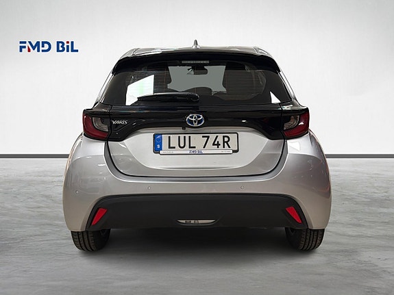 Toyota Yaris 6 of 26