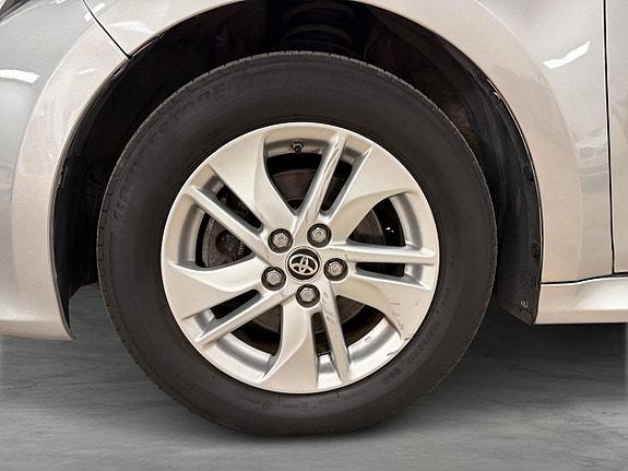 Toyota Yaris 26 of 26
