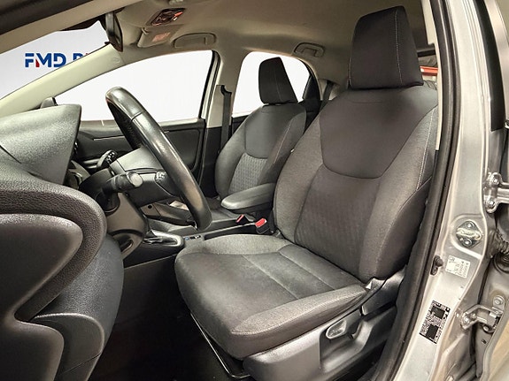 Toyota Yaris 11 of 26