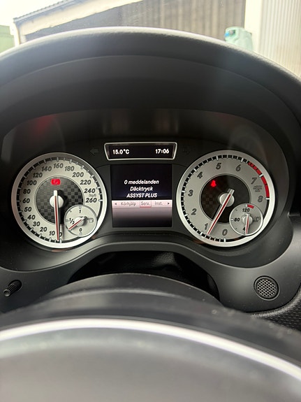 Mercedes-Benz A180 18 of 19