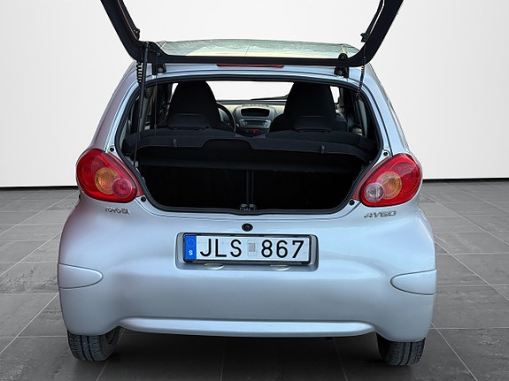 Toyota Aygo 15 of 27