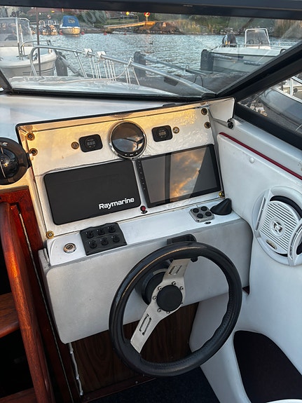 Båt Renken Daycruiser V6 3 of 9