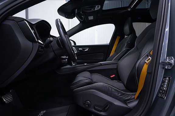 Volvo S60 9 of 22