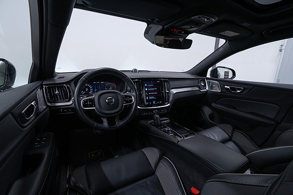Volvo S60 12 of 22
