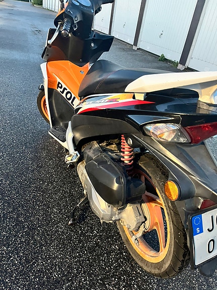 Honda NSC50R Repsol 5 of 9