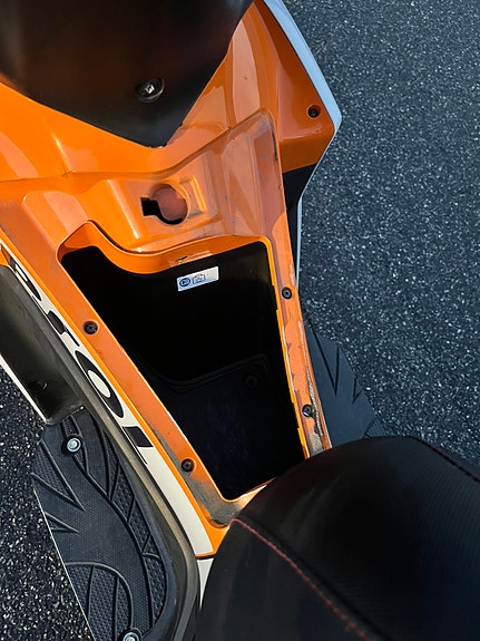 Honda NSC50R Repsol 6 of 9
