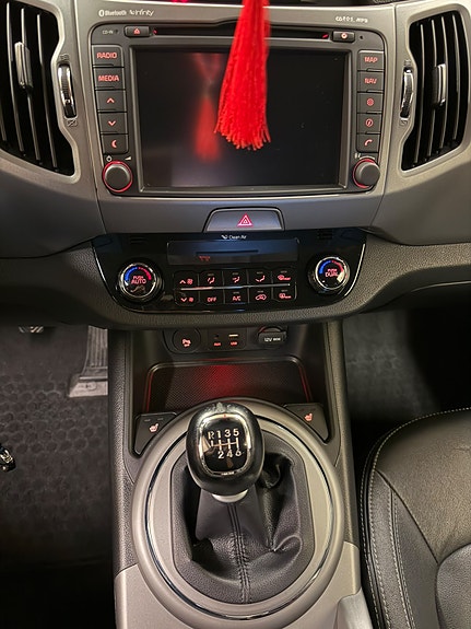Kia Sportage 11 of 15
