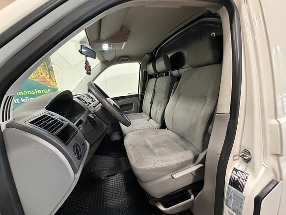 Volkswagen Transporter 21 of 22