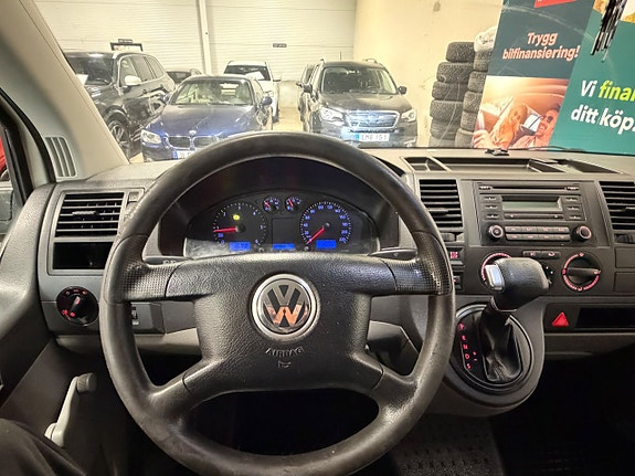 Volkswagen Transporter 19 of 22