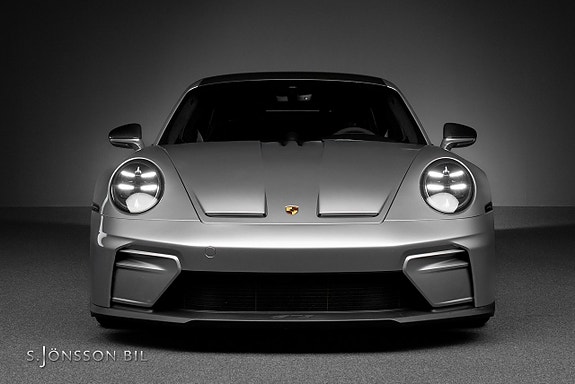 Porsche 911 GT3 5 of 30