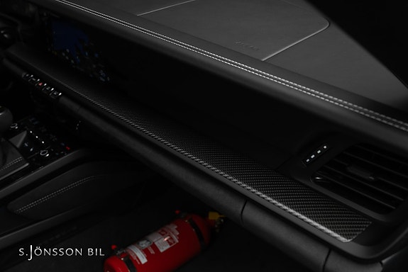 Porsche 911 GT3 27 of 30