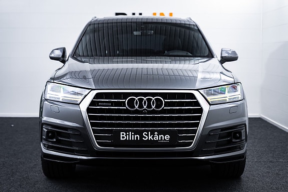 Audi Q7 5 of 30