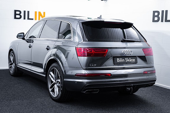 Audi Q7 10 of 30