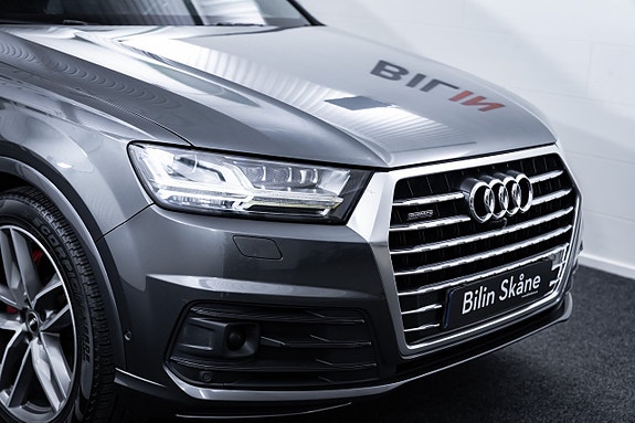 Audi Q7 3 of 30