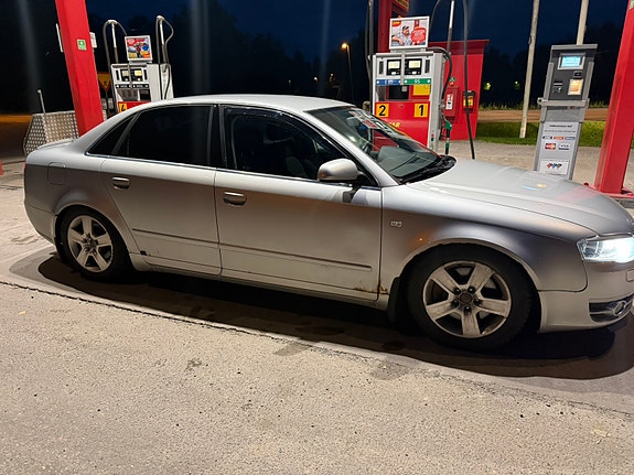 Audi A4 5 of 6