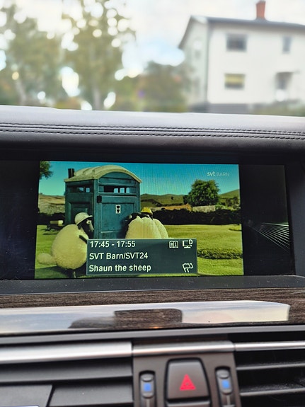 BMW 740d 8 of 9