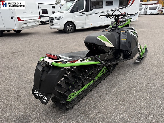 Arctic-cat Cat M 6000 med El-start, 1 ägare, i mycket fint skick 6 of 9