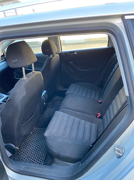 Volkswagen Passat 4 of 8