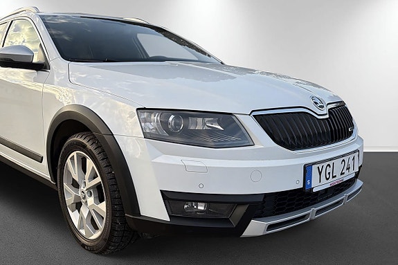 Skoda Octavia Scout 10 of 11