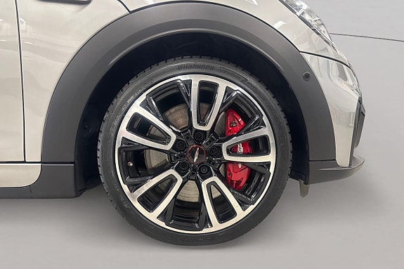 MINI John Cooper Works 27 of 30