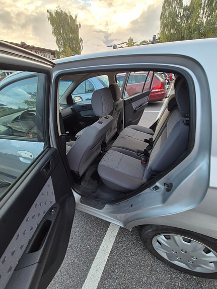 Hyundai Getz 7 of 12