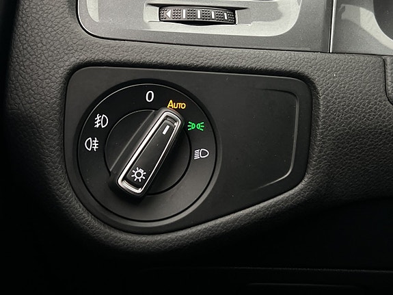 Volkswagen Golf Alltrack 25 of 25