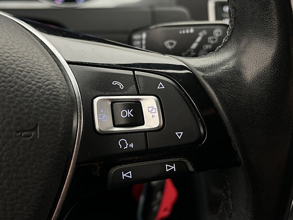Volkswagen Golf Alltrack 17 of 25