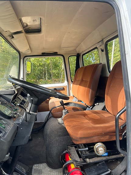 Volvo 5 of 7