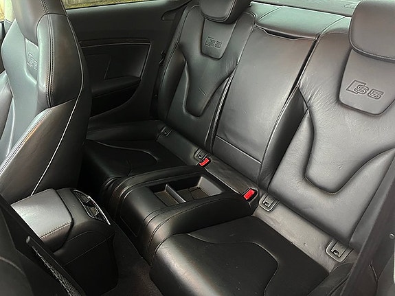 Audi S5 12 of 12