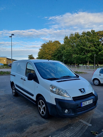 Peugeot Expert 2 of 7