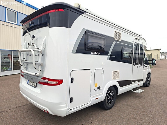 Hobby Optima Premium T65 GE, Långbäddar, Cykelställ, Solcell 2 of 16