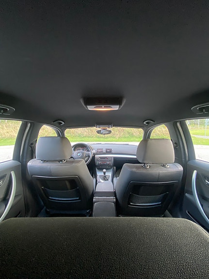 BMW 120i 7 of 12