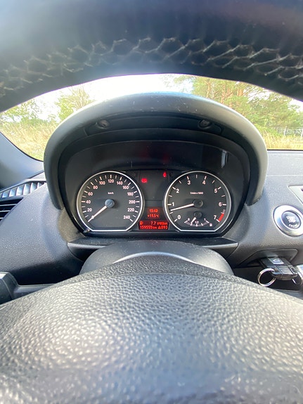 BMW 120i 9 of 12