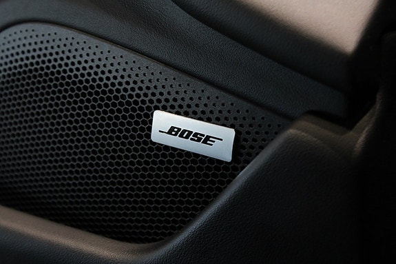 Porsche Taycan Turbo 15 of 18