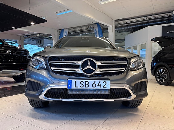Mercedes-Benz GLC250 d 7 of 18