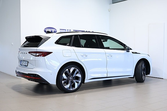 Skoda Enyaq RS 3 of 27