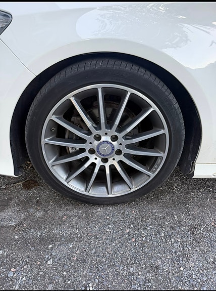 Mercedes-Benz CLA200 5 of 12