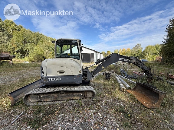 Terex TC60 2 of 27
