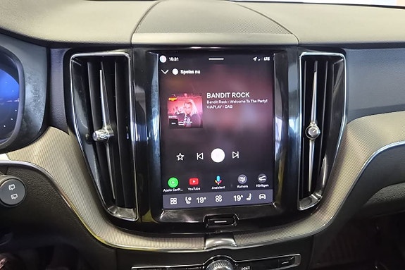 Volvo XC60 17 of 29