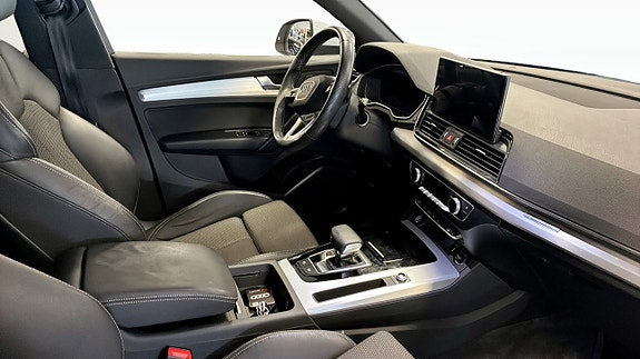 Audi Q5 3 of 9