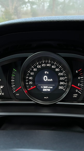 Volvo V40 6 of 6
