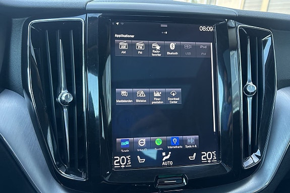 Volvo XC60 23 of 27